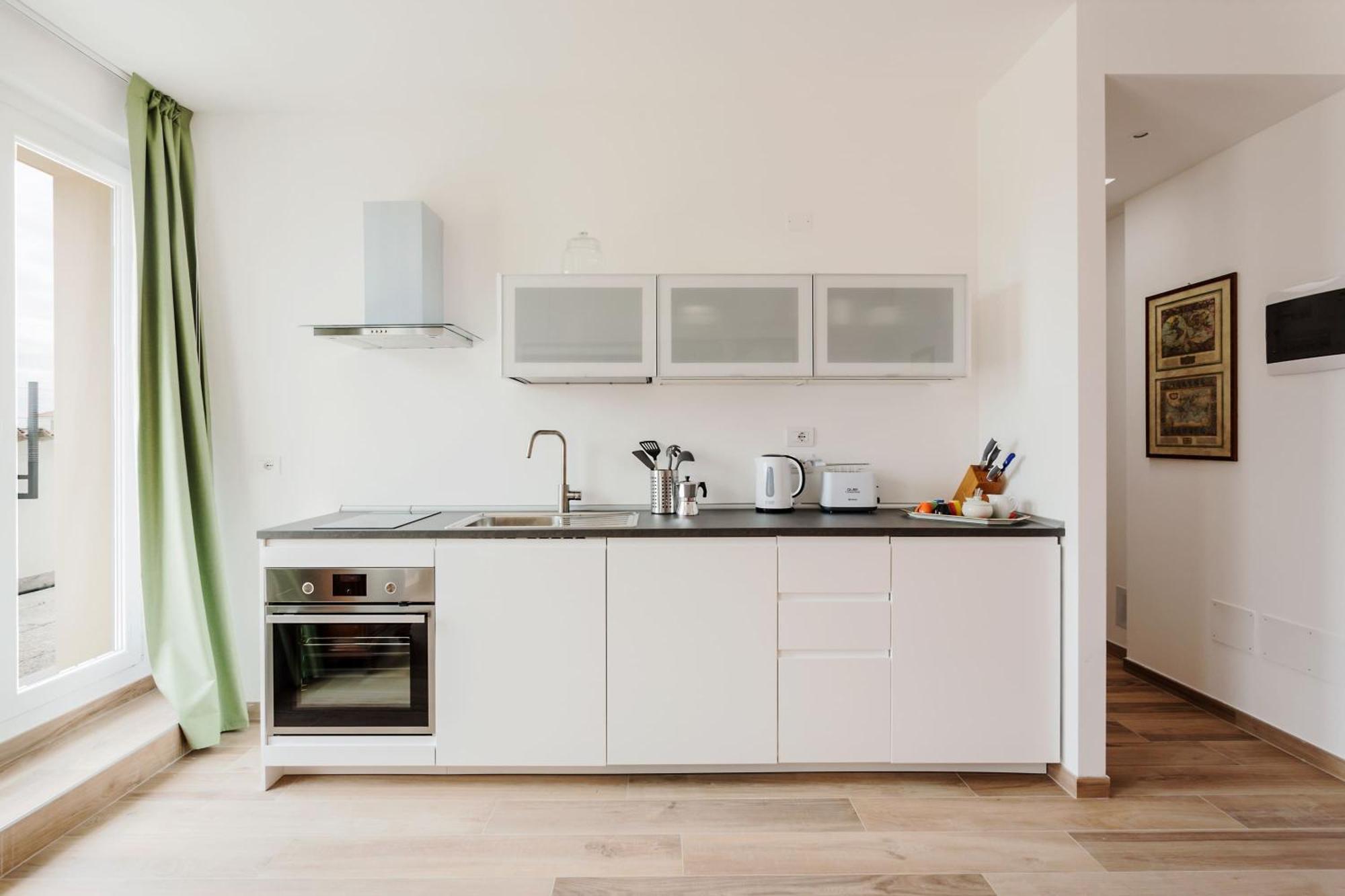 Апартаменти Amazing Flat With Big Terrace And Private Car Park Верона Екстер'єр фото